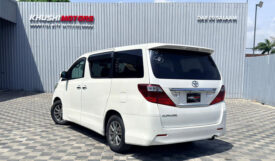 Toyota Alphard 2008
