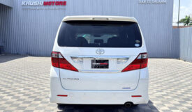 Toyota Alphard 2008