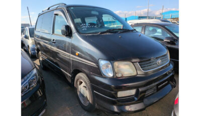 Toyota Noah 2001
